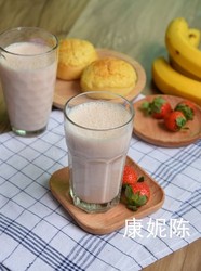 草莓香蕉奶昔