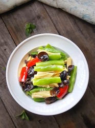 四季豆烧腐竹