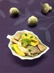 平菇鸡丁炒鸡蛋