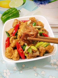 排骨烧豆腐泡