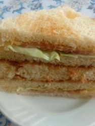 肉松火腿三明治