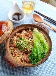 排骨煲仔饭
