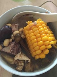 花胶排骨玉米汤