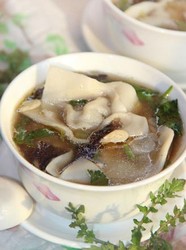 荠菜馄饨
