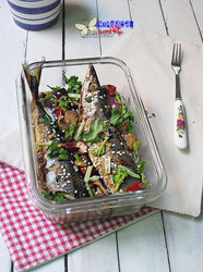 洋葱香菇炖秋刀鱼