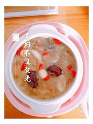 红枣银耳莲子羹