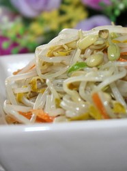 凉拌豆芽菜