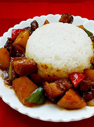 土豆红烧肉盖饭