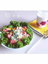 鸡蛋低脂沙拉&香蕉奶昔