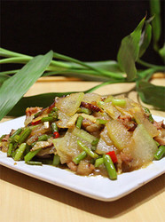 腊肉炒冬瓜