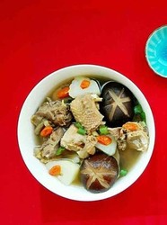 电饭锅版香菇炖土鸡