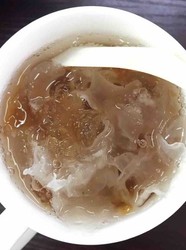 白木耳桃胶
