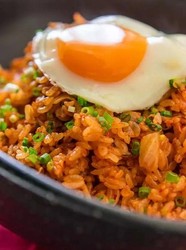 煎蛋拌大米苦荞米饭