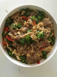 小椒肥牛