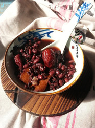 红豆黑米养生粥
