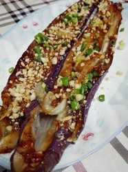 蒜香花生烤茄子