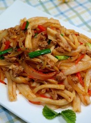 意酱炒宽面