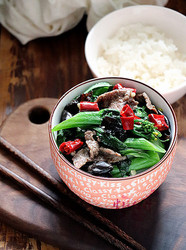 牛肉木耳炒菜心