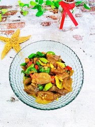 泡椒辣炒魔芋豆腐