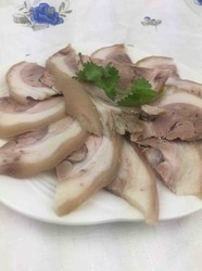 清煮猪肘子