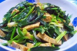 大蒜香干