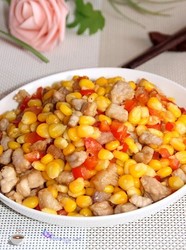 玉米粒炒肉丁