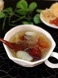 桃胶养颜汤