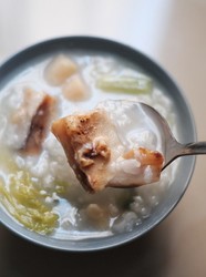 瑶柱金鲳鱼干粥