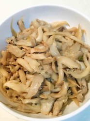 鲜蘑肉丝