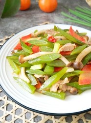 裙带菜炒肉丝
