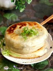 木耳米粉肉饼