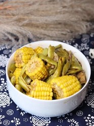 玉米炖豆角