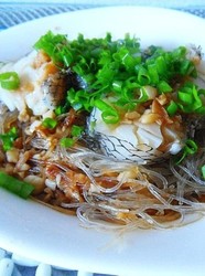 蒜蓉粉丝蒸鳕鱼
