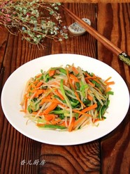 绿豆芽炒三丝