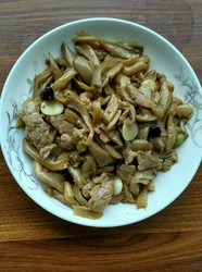 平菇炒瘦肉