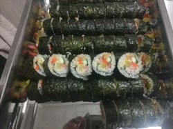 紫菜寿司卷