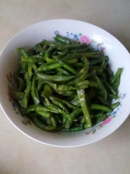 素焖裙带豆