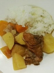 土豆胡萝卜炖排骨