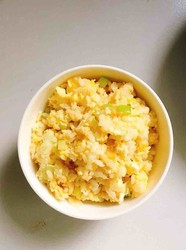 葱香黄金炒饭