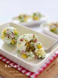 黑椒肠饭团
