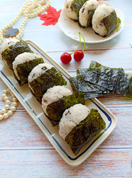 海苔肉松包饭