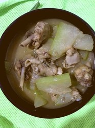 鸡腿焖冬瓜