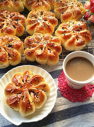 炼乳紫薯菊花包