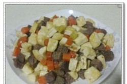 豆腐牛肉丁