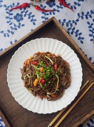 酸辣蕨根粉