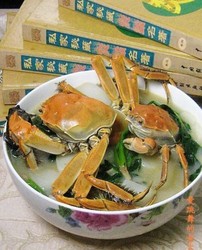 河蟹菠菜煮年糕