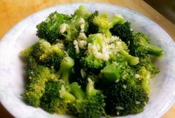 蒜茸西兰花
