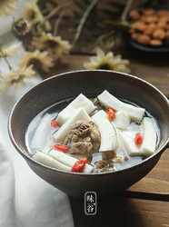 椰子炖鸡汤