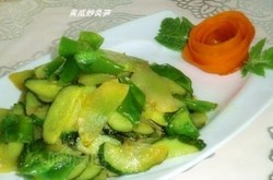 莴笋炒黄瓜