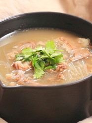 粉丝羊排汤